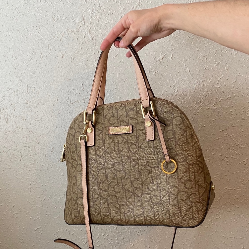 SOLD ON DEPOP Calvin Klein purse